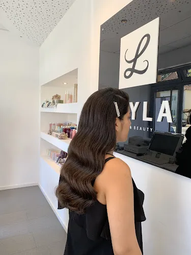 2 - The Secret of Beauty