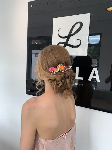 6 - The Secret of Beauty