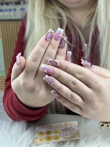 5 - The Suntan Centre