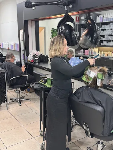 3 - The Velvet Hair Lounge