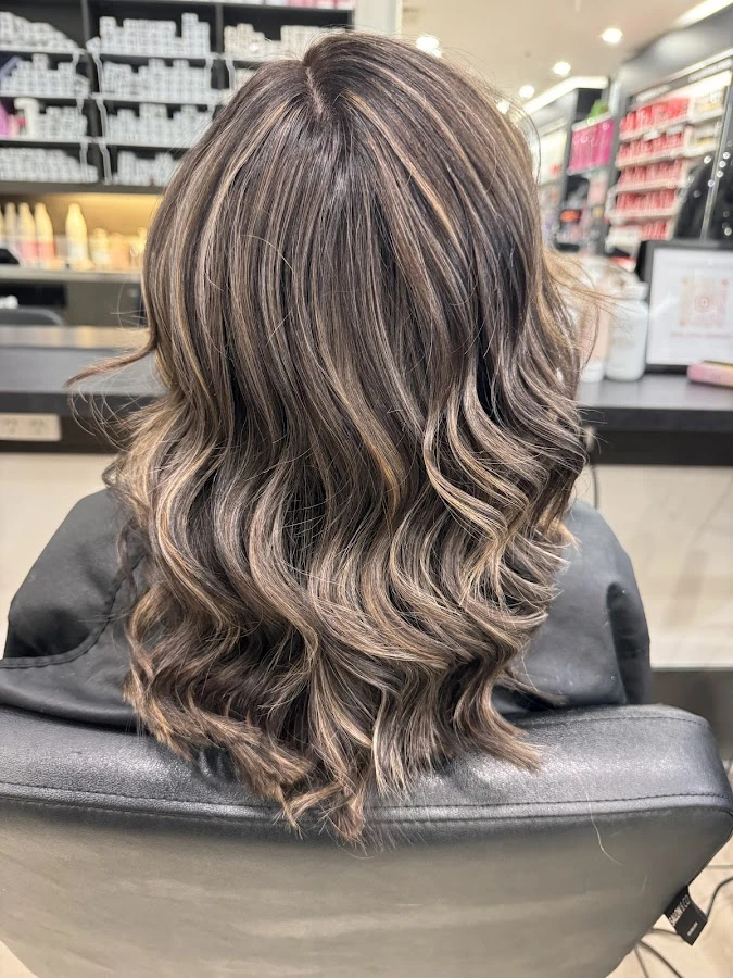 1 - The Velvet Hair Lounge