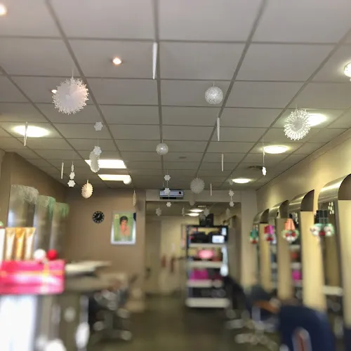 7 - The Waxing Station