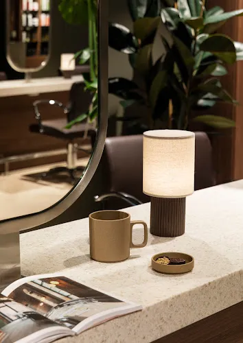 2 - Think Hair Wear Galleriet