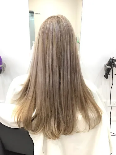 3 - Thrones Barber and Stylists