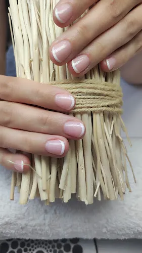 6 - Tina Beauty Nail