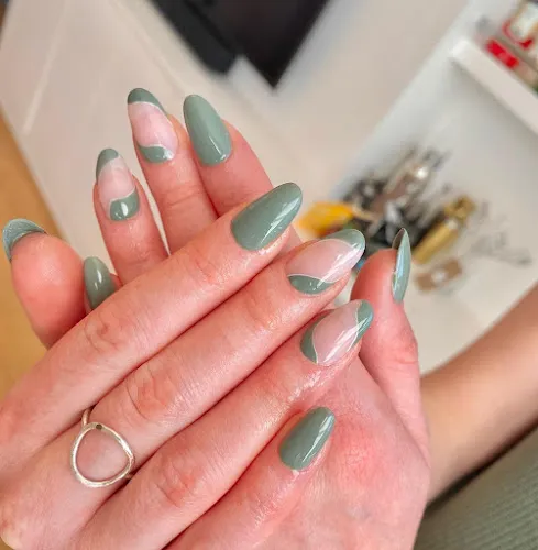 2 - Tip To Toe ( nail mobile)