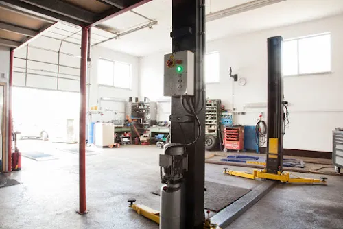 2 - Tögel Fahrzeughaus