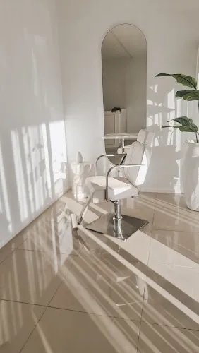 4 - Tomeeka Jay Beauty Collective