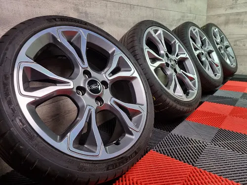 2 - ToMoMoTo Reifen Service Gebrauchte Kfz Teile