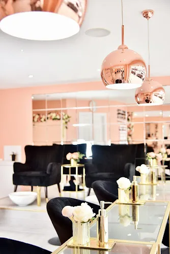 8 - Torio Hairdressing