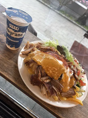 5 - Torros Grill House (Döner)