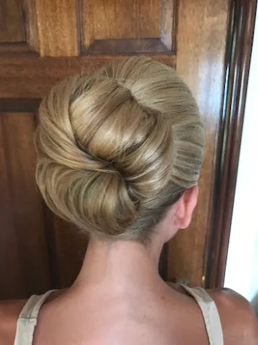 5 - Tracey Rae Hairdressing