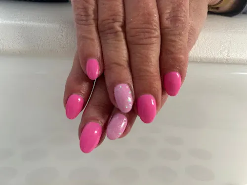 5 - Être belle by Christina