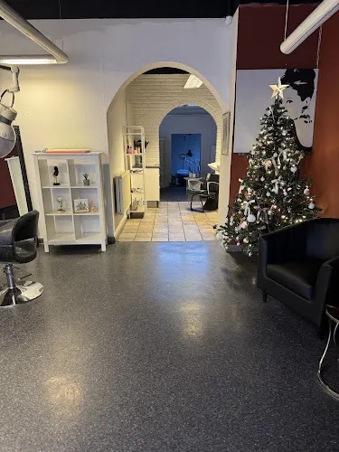 2 - Tre Hjärtan Salong