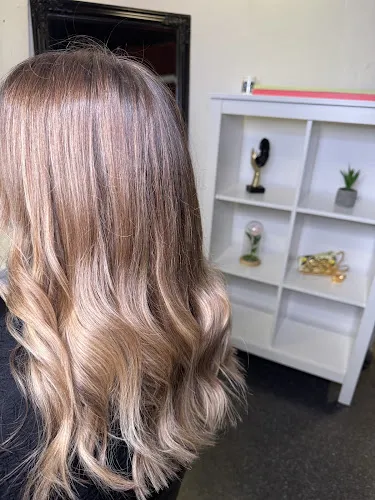 3 - Tre Hjärtan Salong