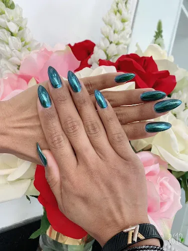 2 - Trendy Nails & Beauty