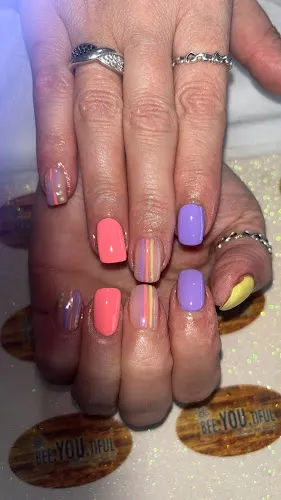 6 - Tropical Palms Group