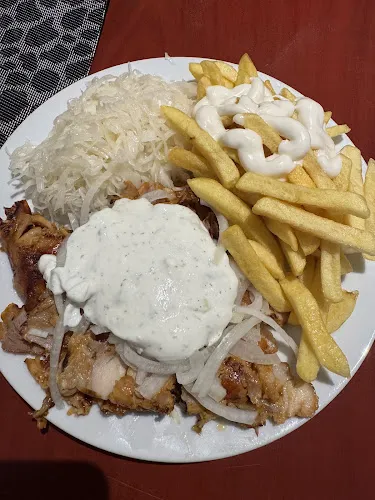 3 - Tu Na Kebap & Pizza Haus