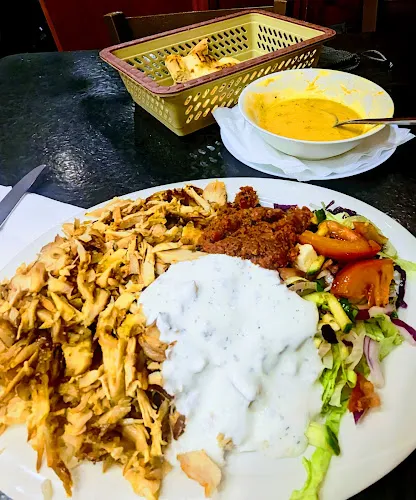 7 - Tunnel Döner Wandelhalle