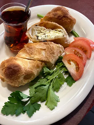 2 - Tunnel Döner Wandelhalle