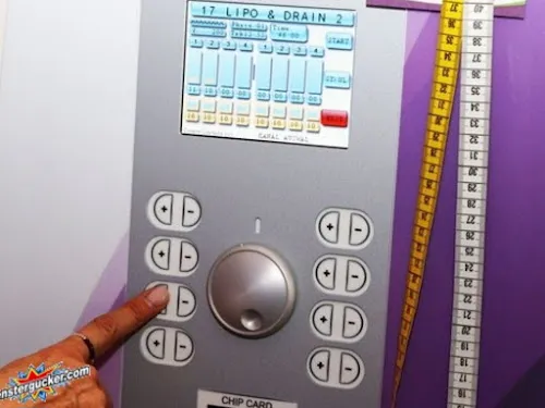 6 - TWENTY2 by martin greier