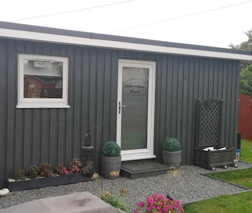 2 - Twinset Hair & Beauty