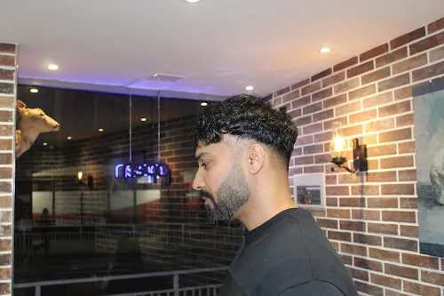 5 - Twistys Hair & Beauty