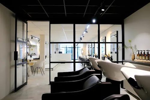 3 - Two Brothers Barbershop