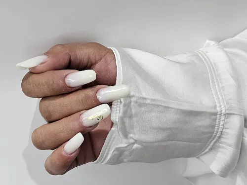 4 - Ultimate Hair & Beauty