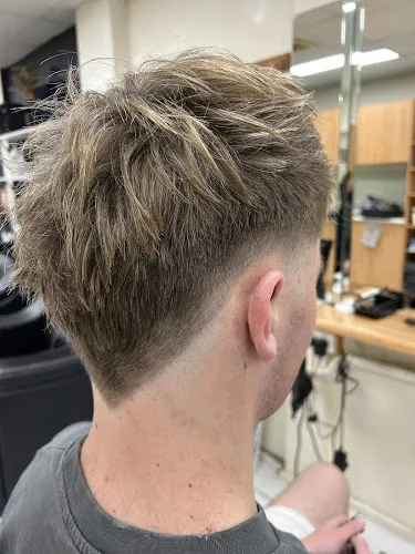 6 - Under Wraps Hair Studio