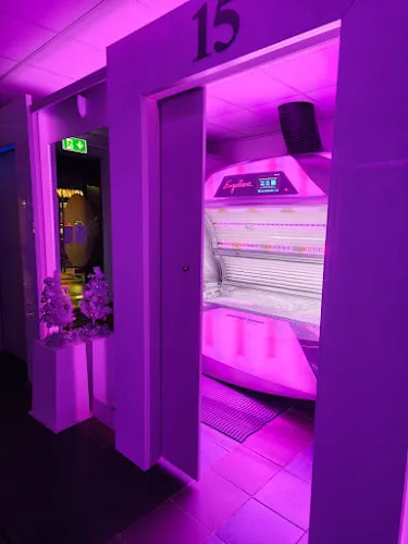 3 - Unicut Hair Salon