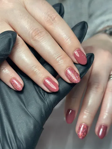 5 - Unique Cosmetics & Haircare Bargoed