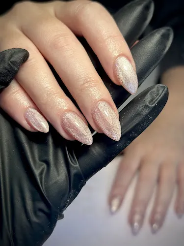 6 - Unique Cosmetics & Haircare Bargoed