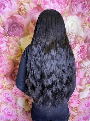 3 - Universal Top Beauty- Hair Extensions Mississauga