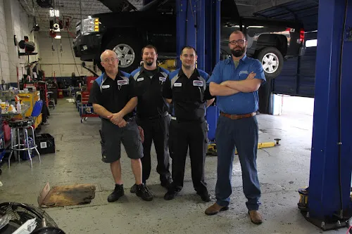 5 - Uno´s Used Tire and Auto Repair