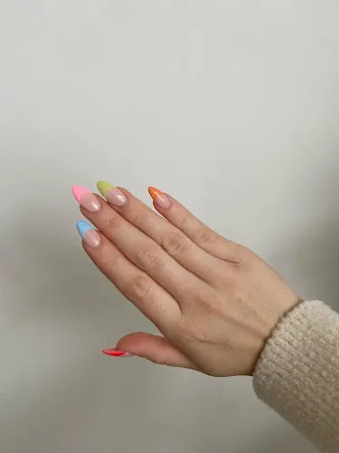 5 - Upminster Nail Spa