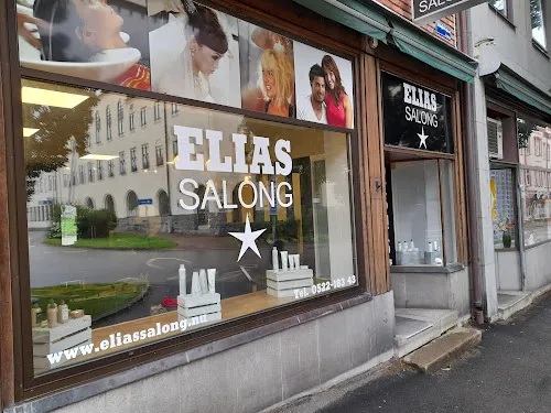 2 - Uppströms Frisörer