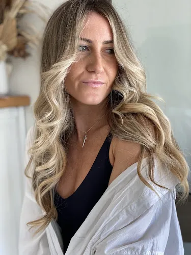 5 - Urban Earth Hair Studio