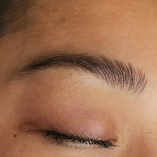 2 - USA NAILS & BEAUTY