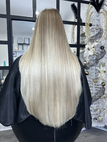 3 - USA Nails & Beauty Clyde