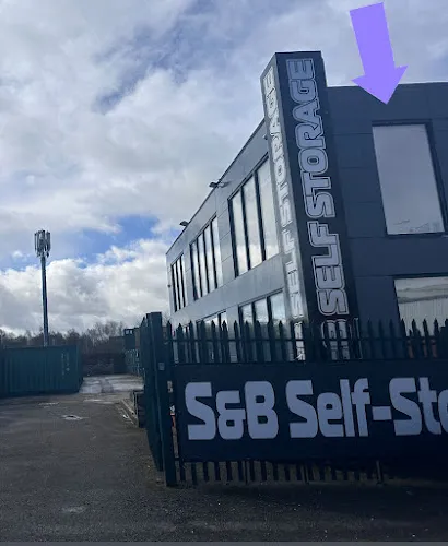 4 - USA Nails & Beauty Clyde