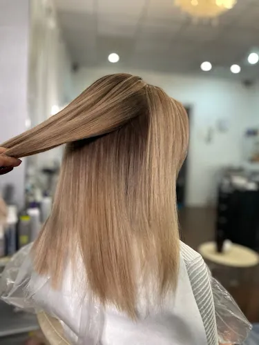 8 - Usługi Fryzjerskie Eliza Samoraj