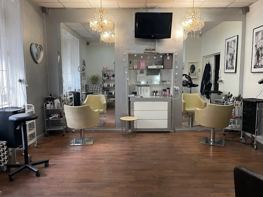 1 - Usługi Fryzjerskie Eliza Samoraj