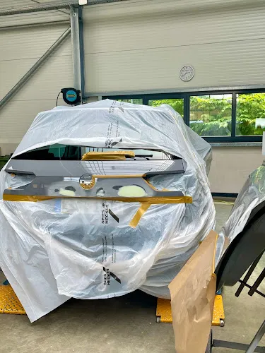 4 - V & G Automobile GmbH