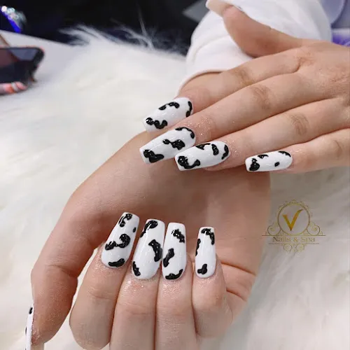 4 - V NAIL & SPA Cheam Village