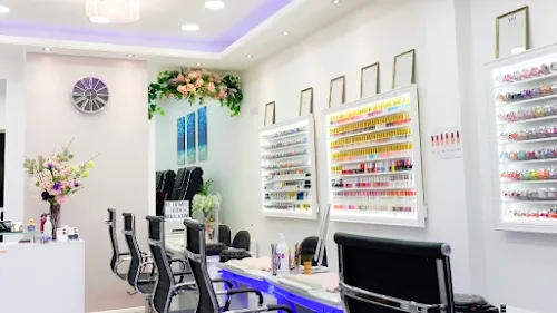 3 - V NAIL & SPA Cheam Village