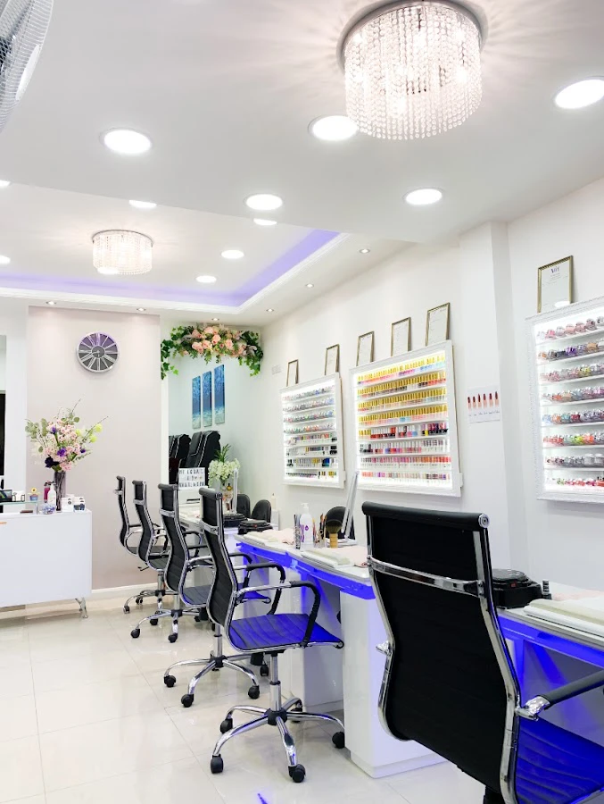 1 - V NAIL & SPA Cheam Village