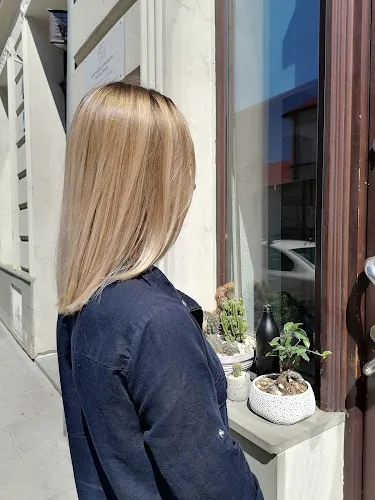 6 - V&P Beauty Salon