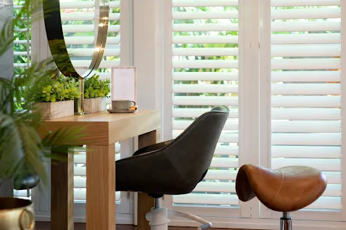 4 - Vinhs Nail & spa