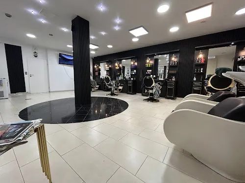 3 - Vip Barber Shop